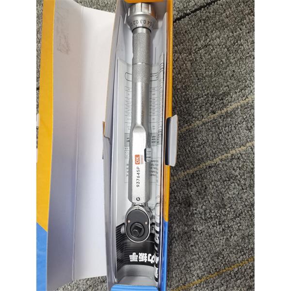日本TOHNICHI東日 信號(hào)扭矩扳手CL50NX12D