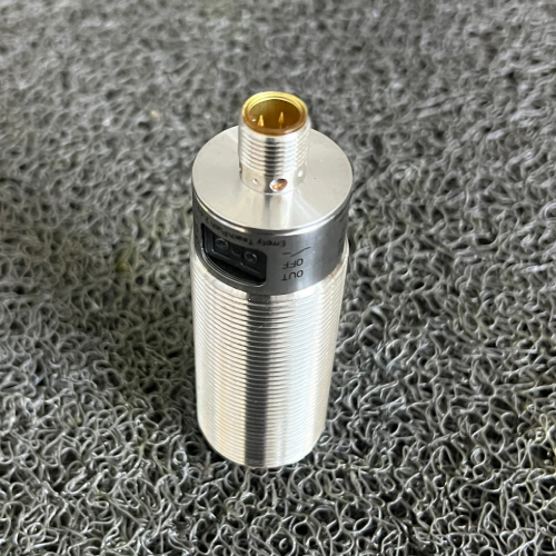 德國IFM易福門光電傳感器精巧型矩形設(shè)計(jì)O7E203